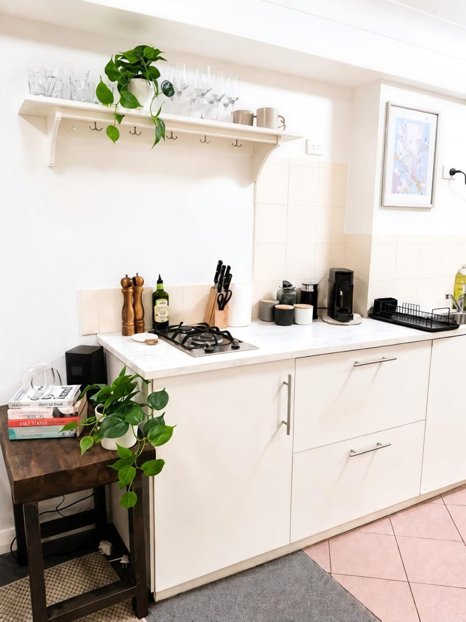 Kitchen or kitchenette