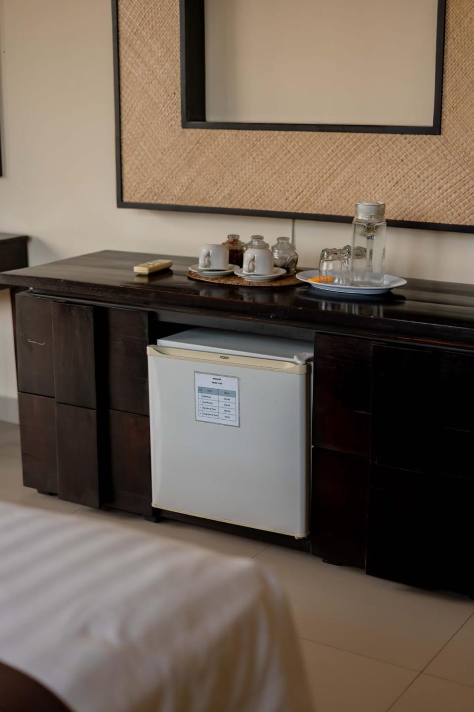 Bed, Bedroom, minibar