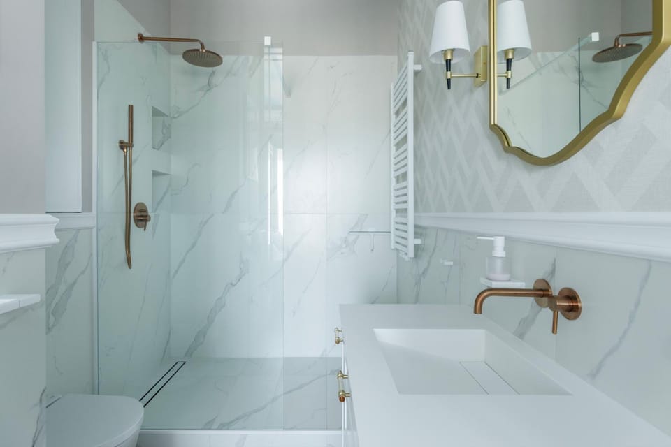 Shower, Bathroom