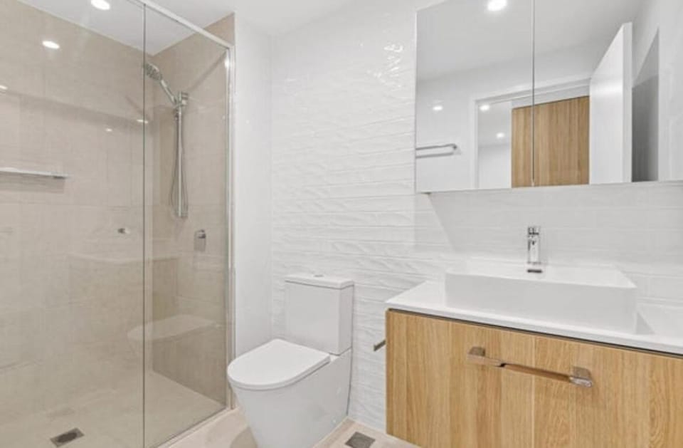 Surfers paradise Luxury 2BR River View Retreat Apartment in Surfers Paradise