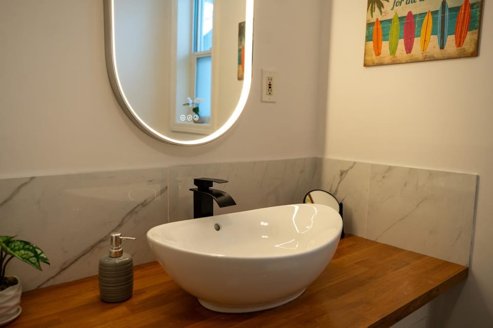 Bathroom, Bath