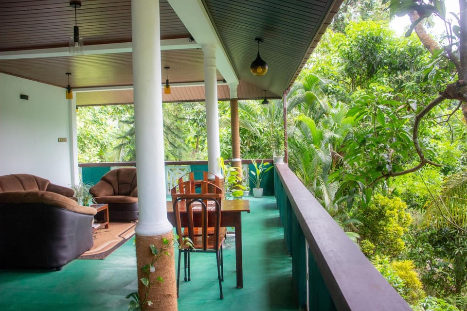 Patio, Spring, Day, Garden, View (from property/room), Balcony/Terrace, Living room, Seating area, Dining area, Garden view