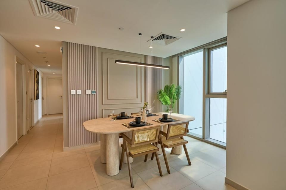 Stylish 4BR with Burj View and Dubai Mall Connection Apartment in Dubai