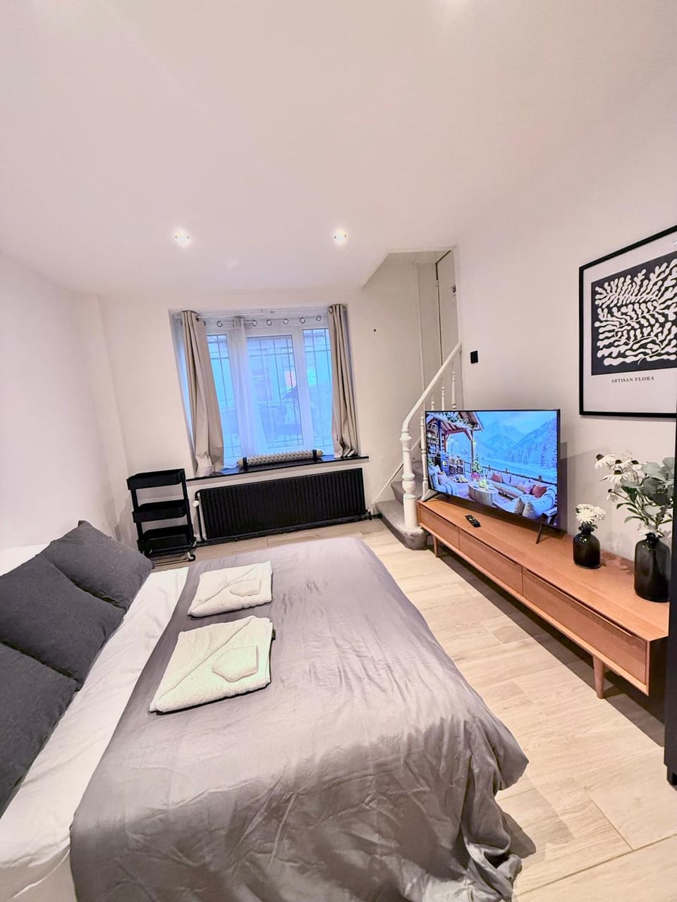 Communal lounge/ TV room, Bed, TV and multimedia, Evening entertainment