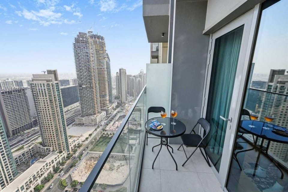 Burj Royale 1BD Apartment 5mins walk to Dubai Mall and Burj Khalifa Apartment in Dubai