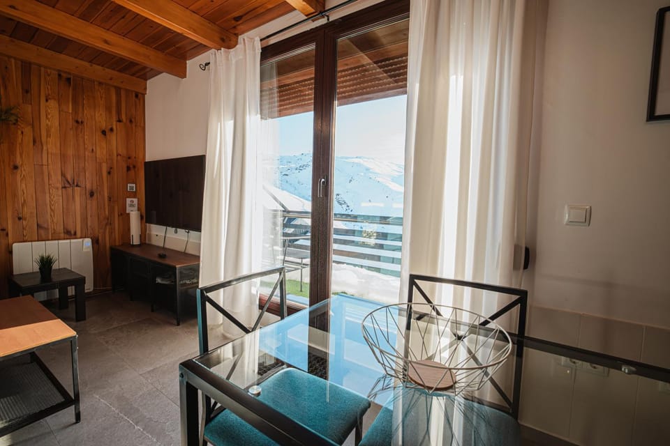 Skyfall Apartment in Sierra Nevada