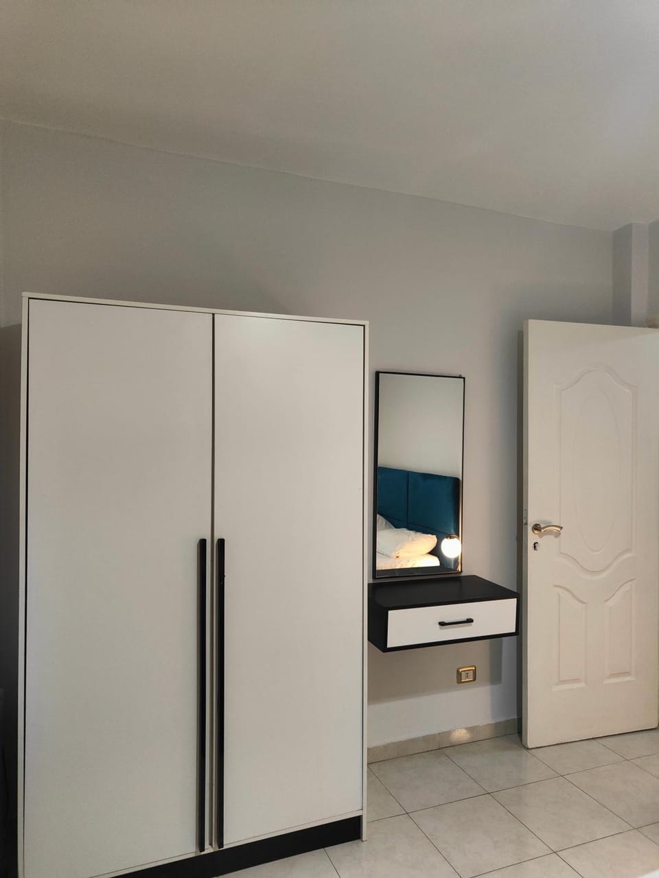 للايجار مفروش بجوار مطار القاهره غرفتين Apartment in Cairo Governorate
