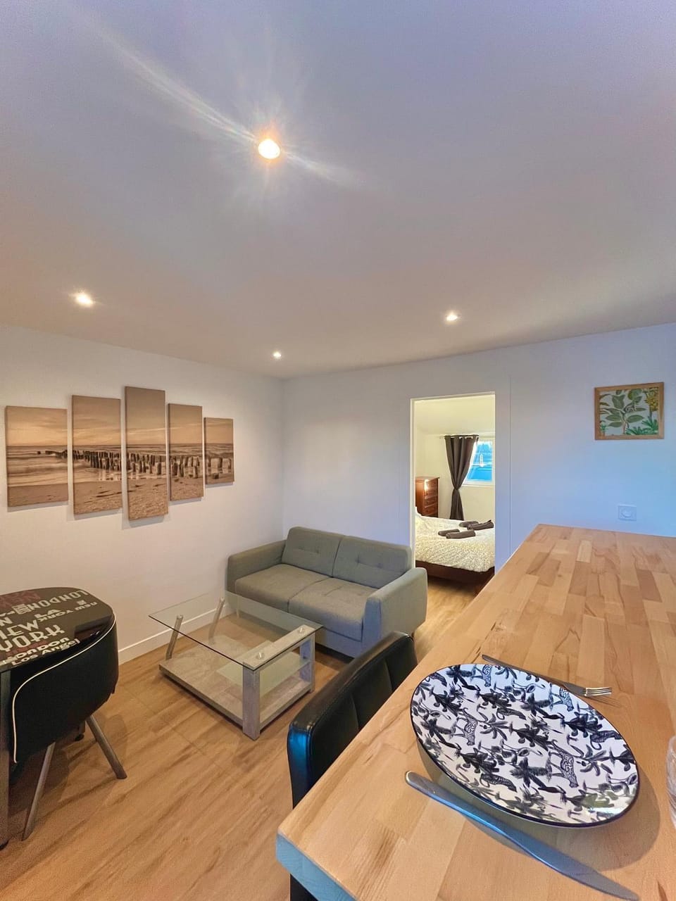 Living room, Seating area