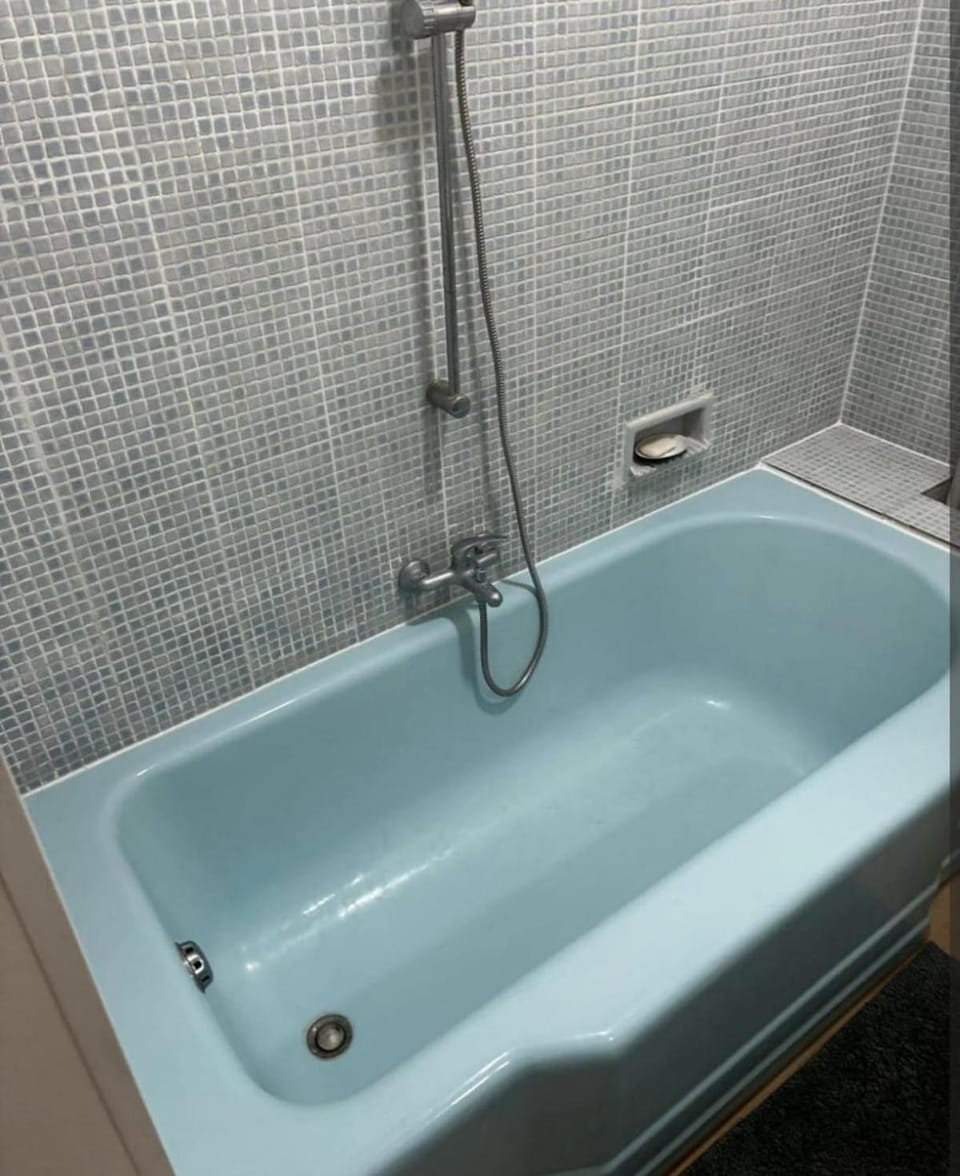 Bathroom, Bath