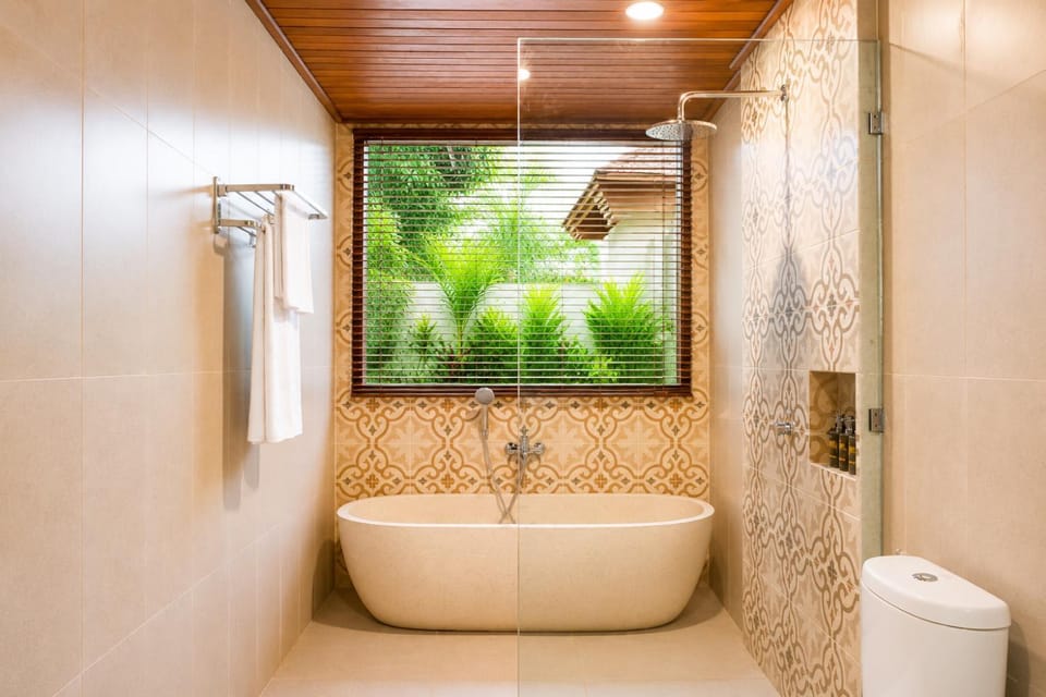 Bathroom, Bath