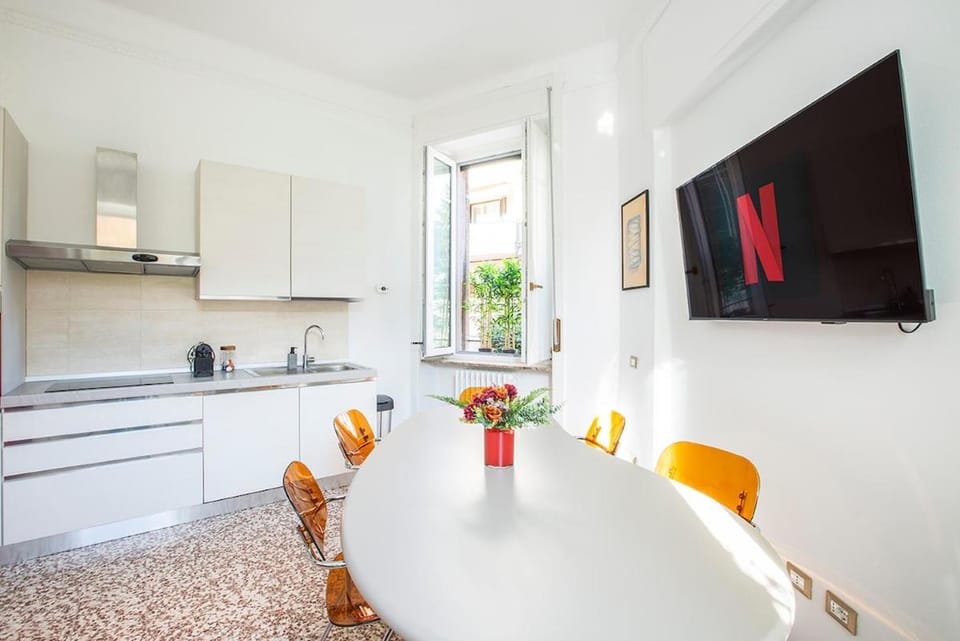 Spacious Near the City Centre,Sleeps 6 Apartment in Province of Lecco