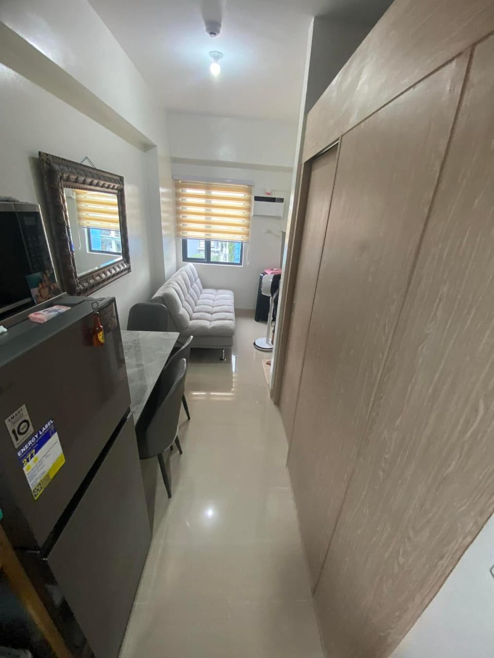 Leaf Residences Hotel in Muntinlupa