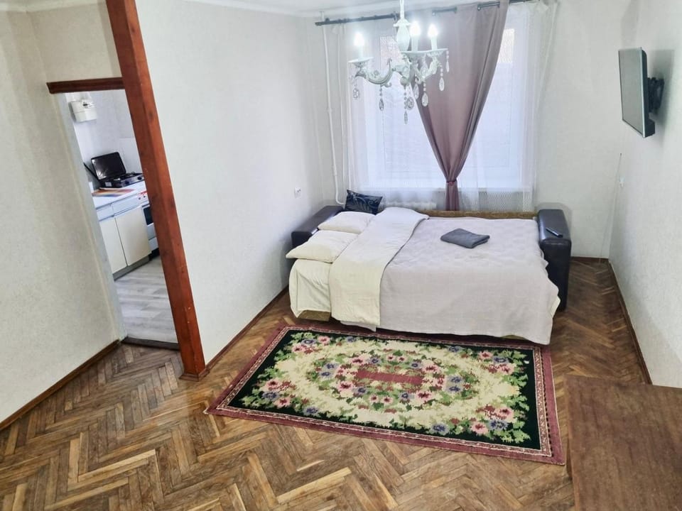 Бюджетная кв в парке Apartment in Chișinău