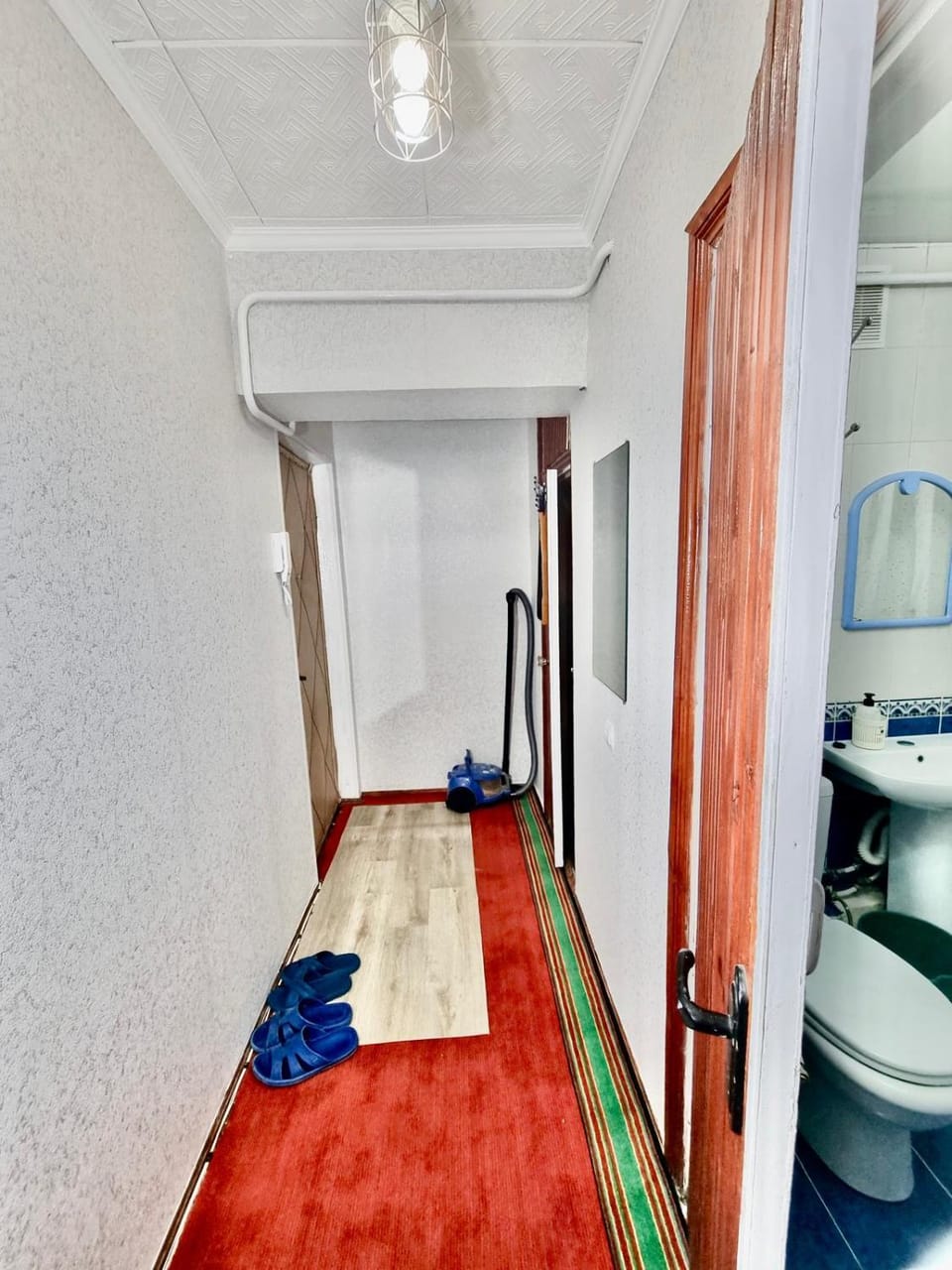 Бюджетная кв в парке Apartment in Chișinău