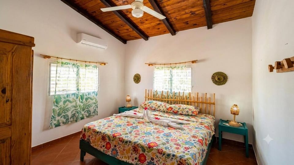 Casa los Mangos Private pool 150 m from the beach House in Las Galeras