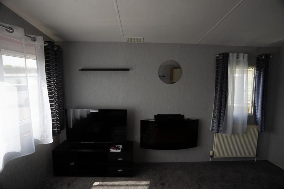 Brechin Getaway 2 bedroom static Apartment in Scotland