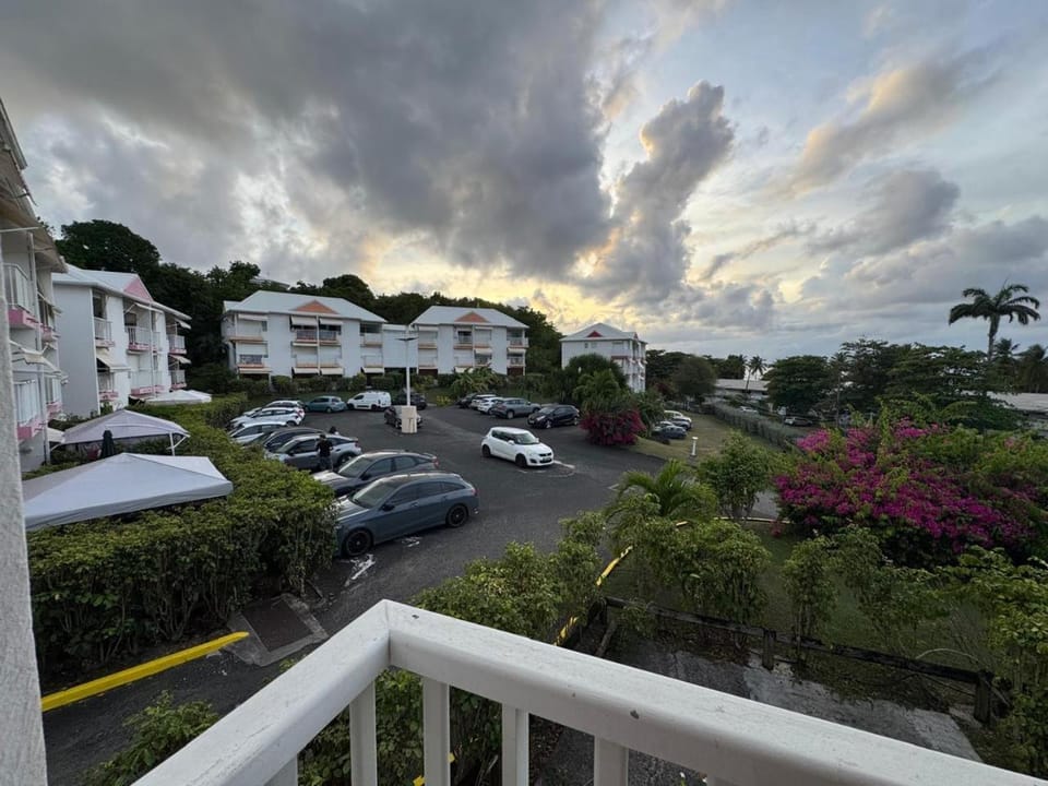 Le Cocon Bleu Apartment in Grande-Terre, Guadeloupe