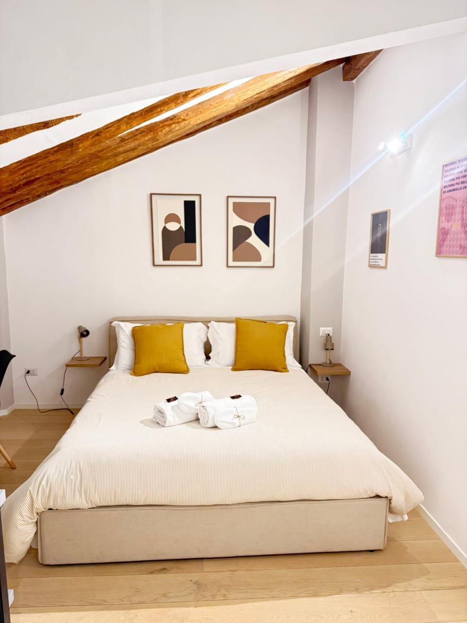 Portico 83 Bed and Breakfast in Bologna