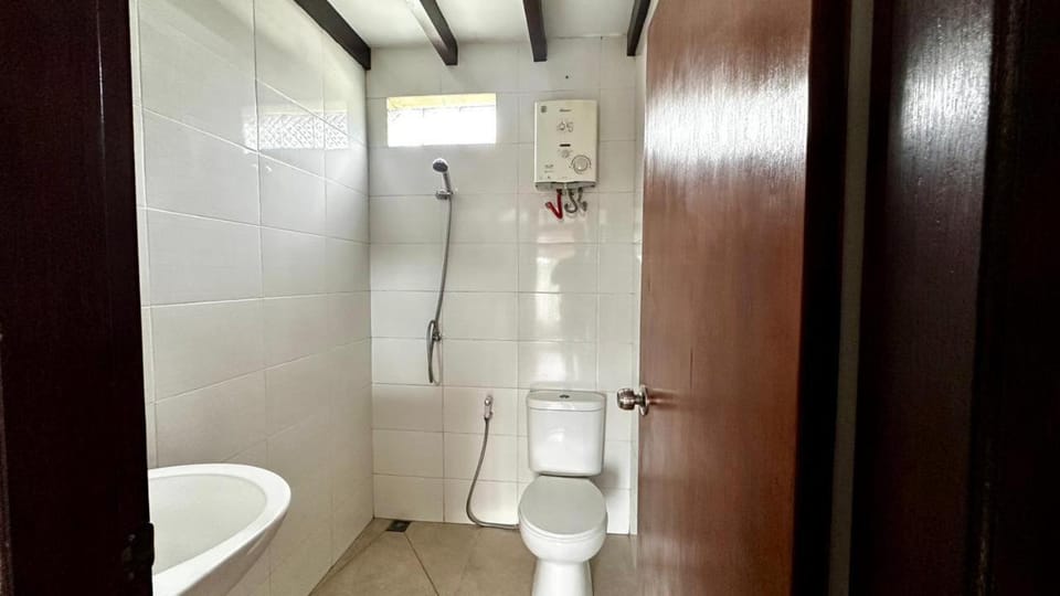 X7 VILLA 8 people Istana Bunga Lembang by YourHome Villa in Parongpong