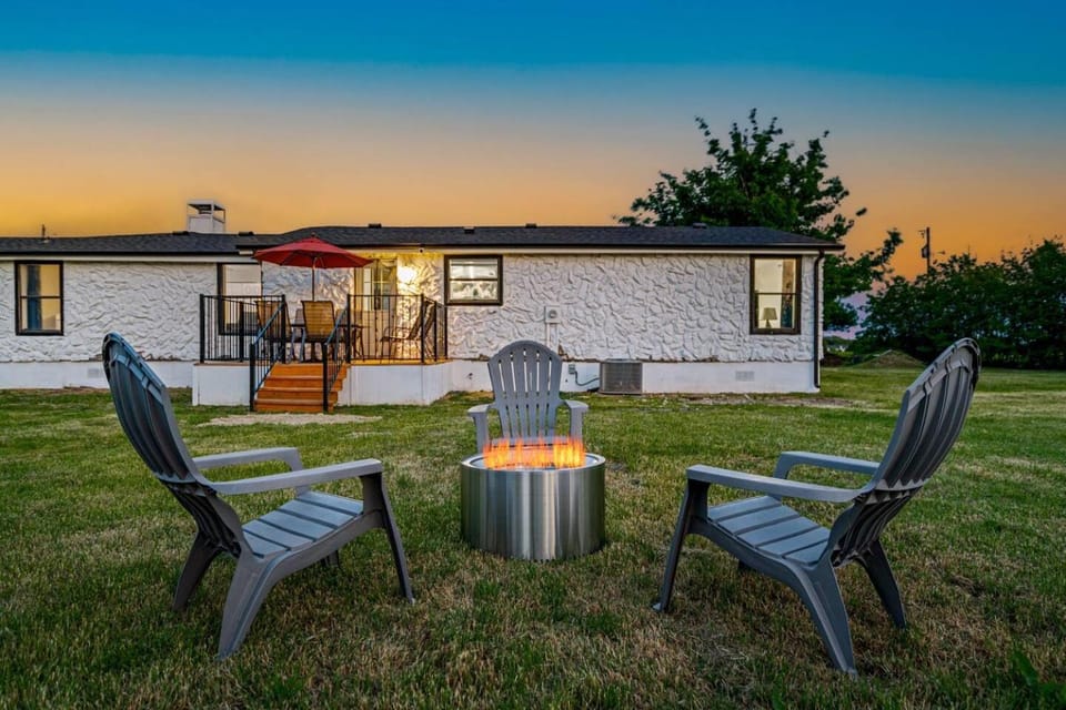 Built for Crews 1-Story XL Yard Ample Parking House in Rowlett