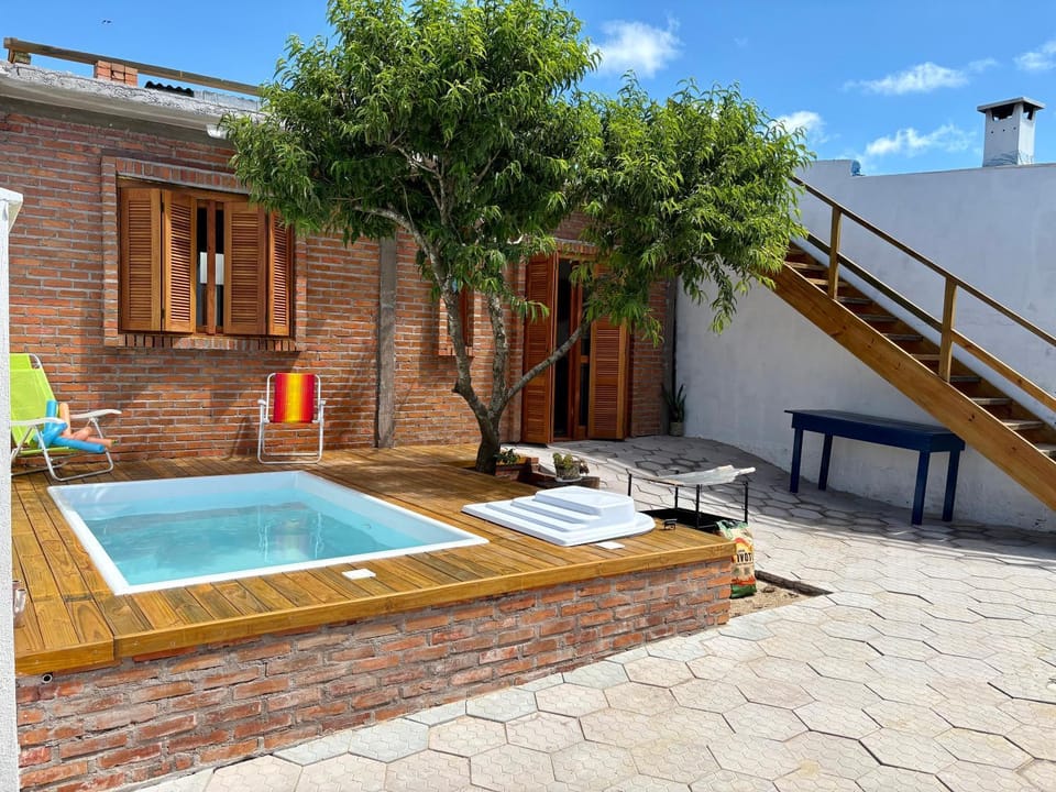 Casa quadra-mar com piscina House in State of Rio Grande do Sul