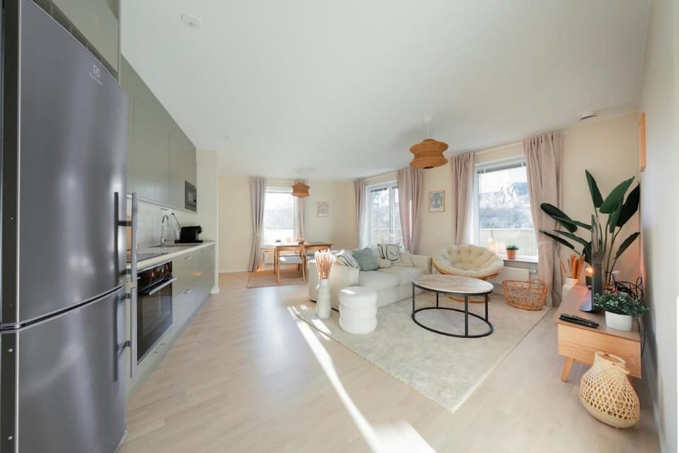 Modern 70 Sqm Apartment - with big balcony Apartment in Stockholm