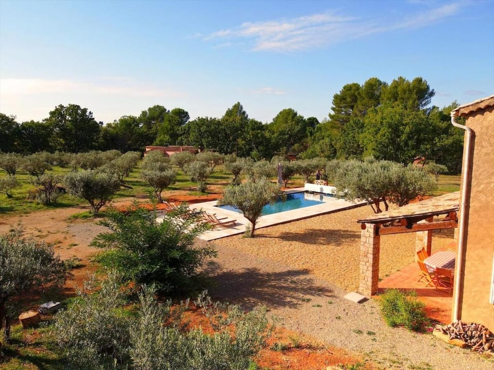 Charming and luxurious house with swimming pool, Aups Villa in Aups
