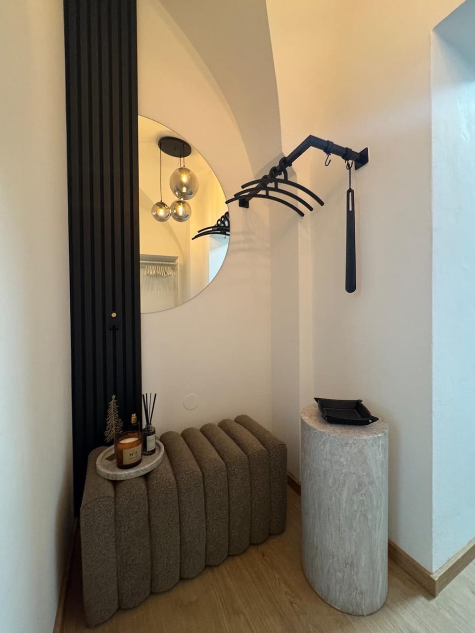 Seating area, wardrobe