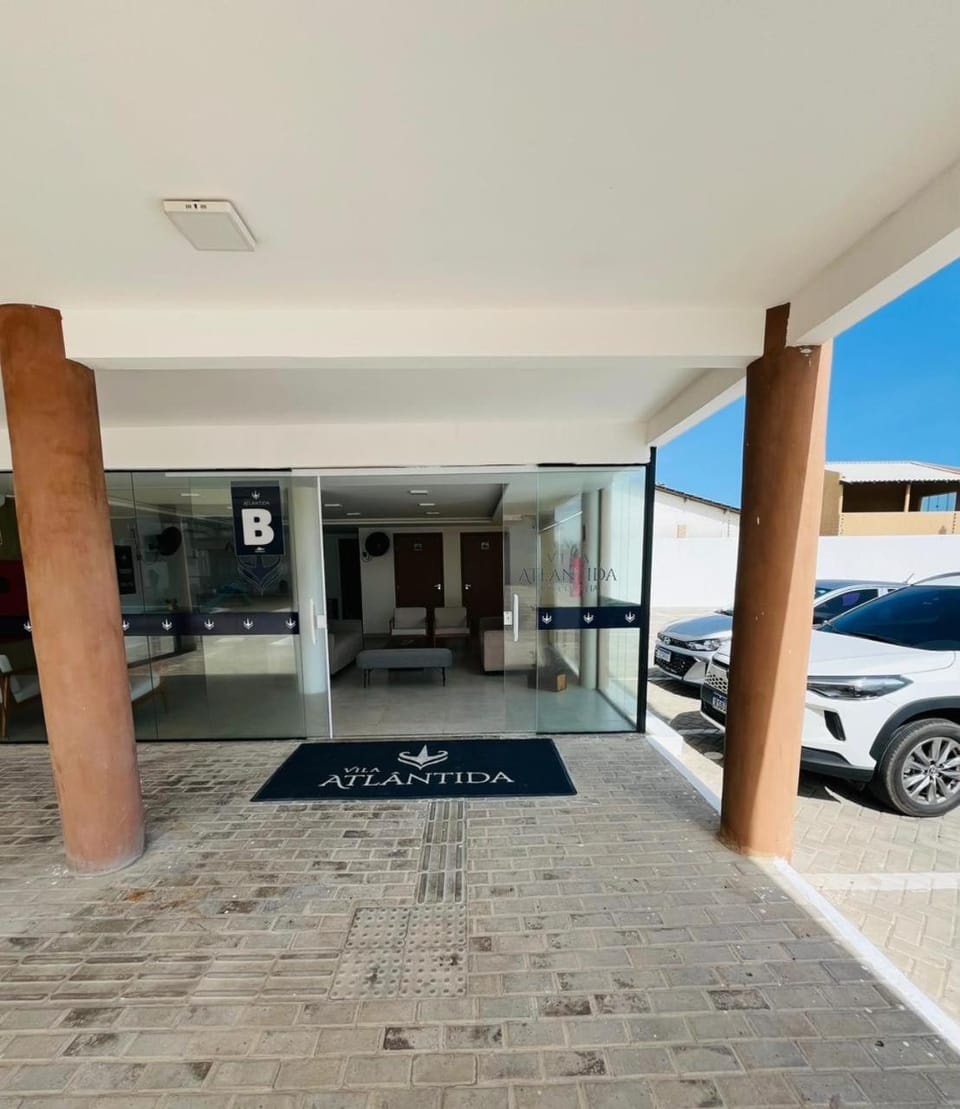 Day, Lobby or reception
