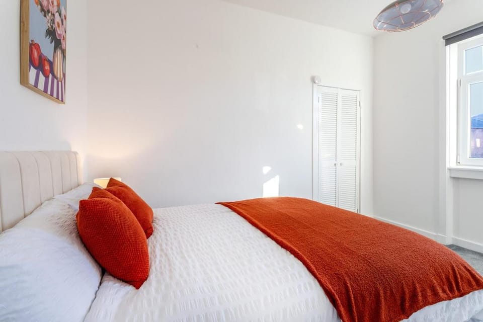 Cosy 3 bed home in Cardonald G52 Apartment in Glasgow