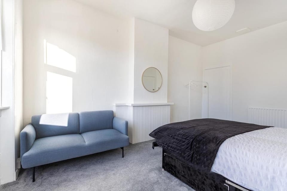 Cosy 3 bed home in Cardonald G52 Apartment in Glasgow