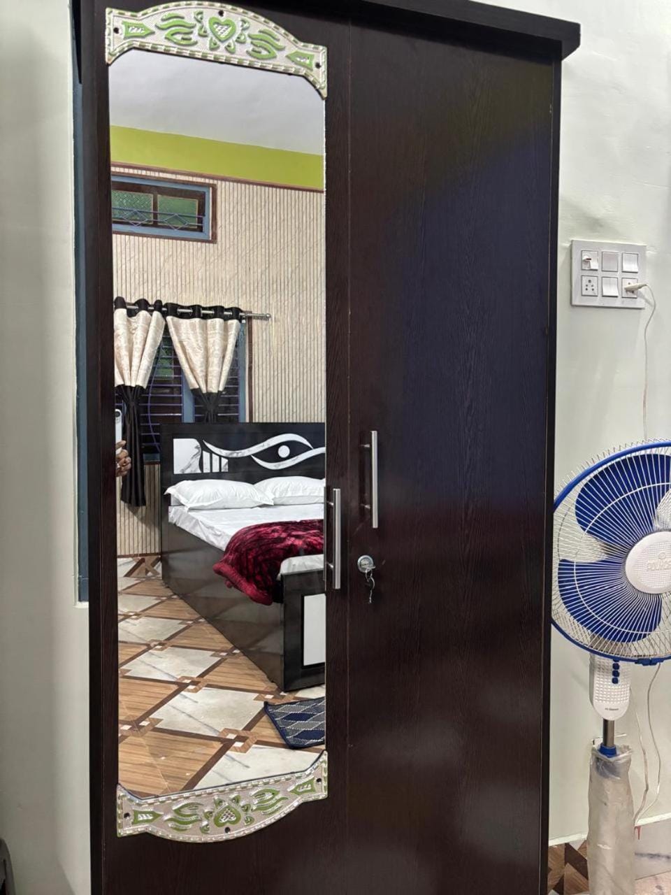 Bed, Photo of the whole room, bunk bed