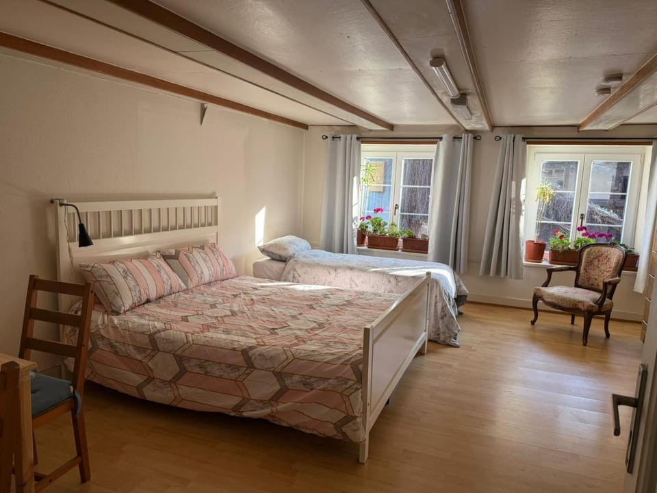 Bed, Photo of the whole room, Bedroom