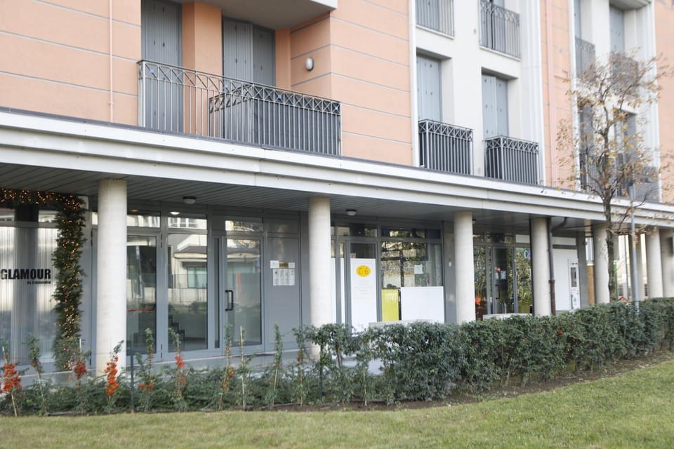 Property building, Patio
