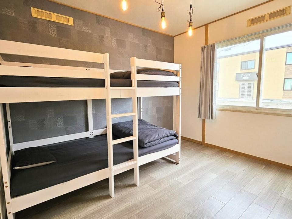 RAKUNTO帯広西101 , 最大7名宿泊可能 , 2LDK快適空間 , 民泊 , Rakunto Obihiro West101,Sleeps up to 7,Spacious 2-Bedroom Home,Vacation Rental Apartment in Hokkaido Prefecture