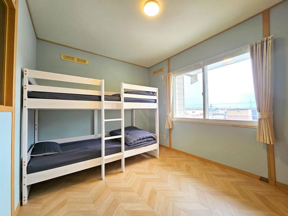 Rakunto帯広西 , 最大11名宿泊可能 , 4LDK快適空間 , 民泊 , Rakunto Obihiro West,Sleeps up to 11,Spacious 4-Bedroom Home,Vacation Rental Apartment in Hokkaido Prefecture