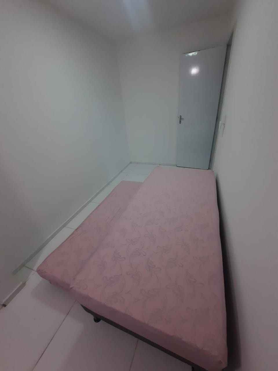 Apê grande para 7 pessoas, sossegado, suíte, e garagem Apartment in Vila Velha