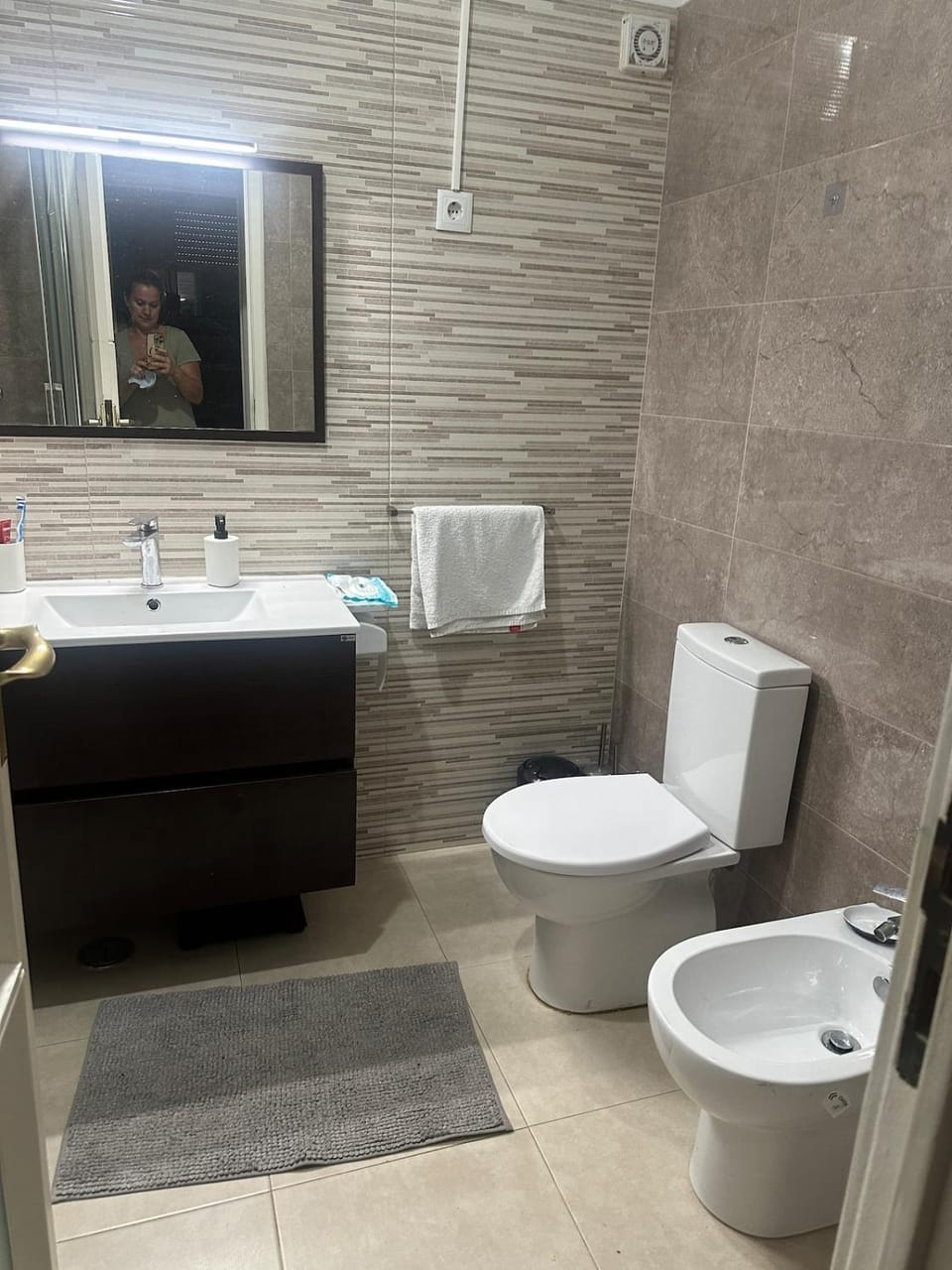 Beach duplex for families and surfers! Apartment in Carcavelos