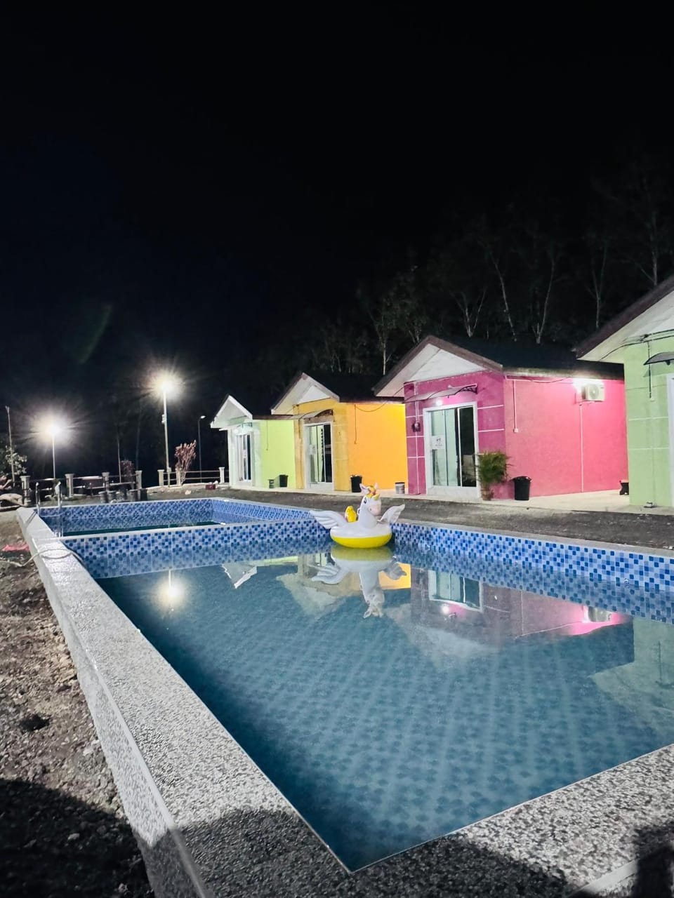 Swimming pool