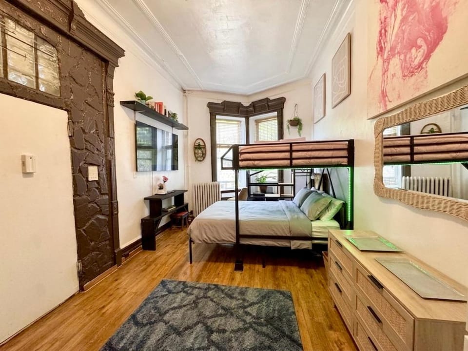 Unique Brooklyn Brownstone Studio Bedstuy Apartment in Bedford-Stuyvesant