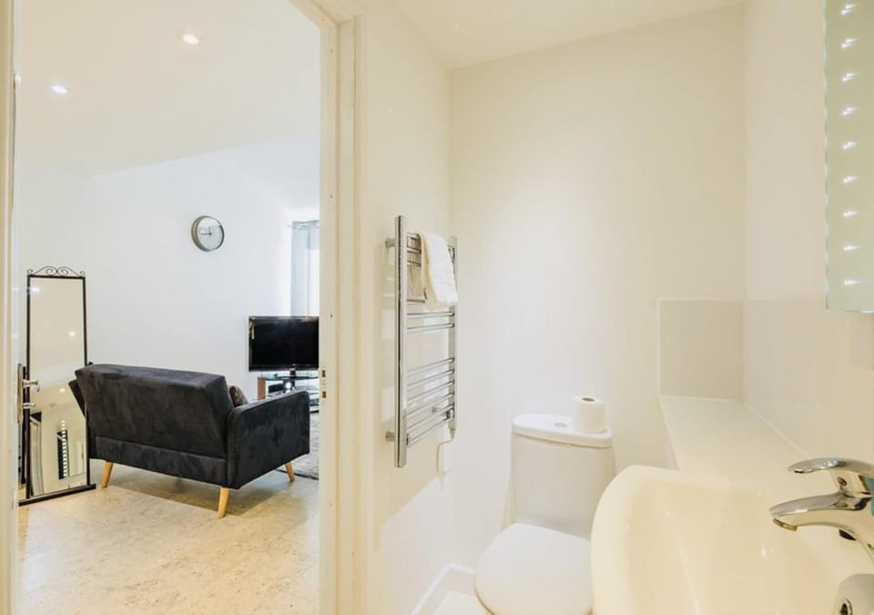 Riverlight Studio sleep 3 Apartment in Cambridge