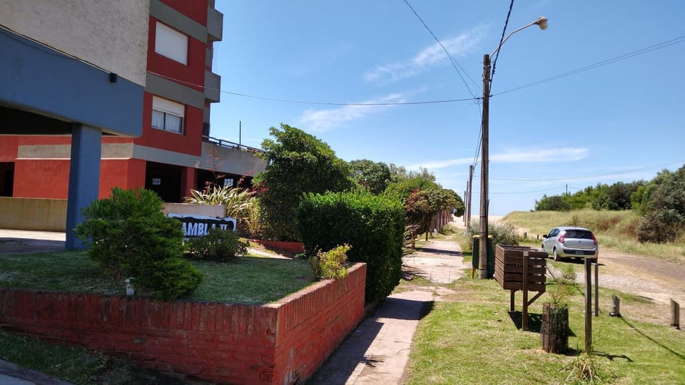 Property building, Neighbourhood, View (from property/room), Sea view, Street view