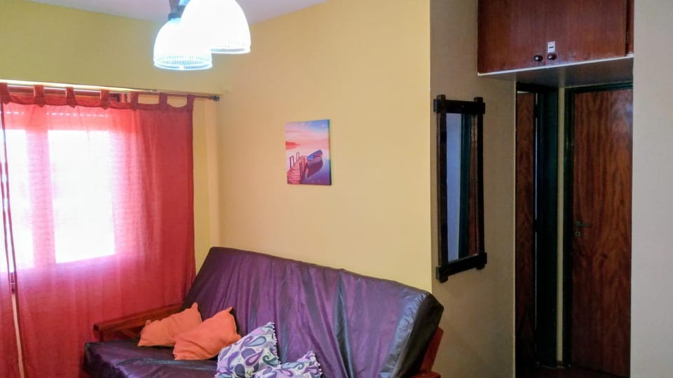 Bed, Living room