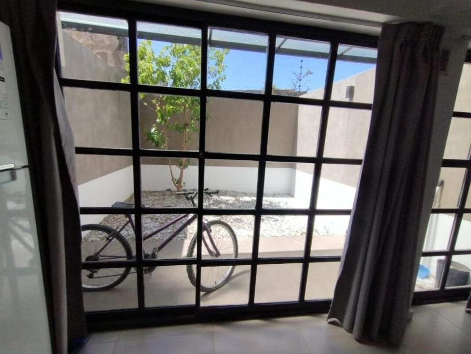 Hermoso departamento con patio Apartment in Quilmes