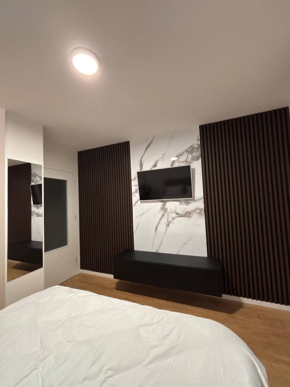 TV and multimedia, Bedroom