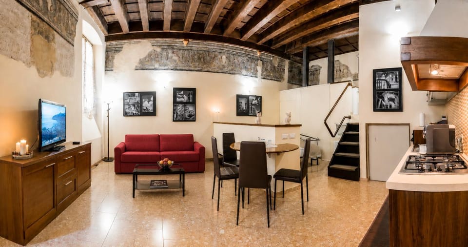 Day, Living room, Seating area, kitchen