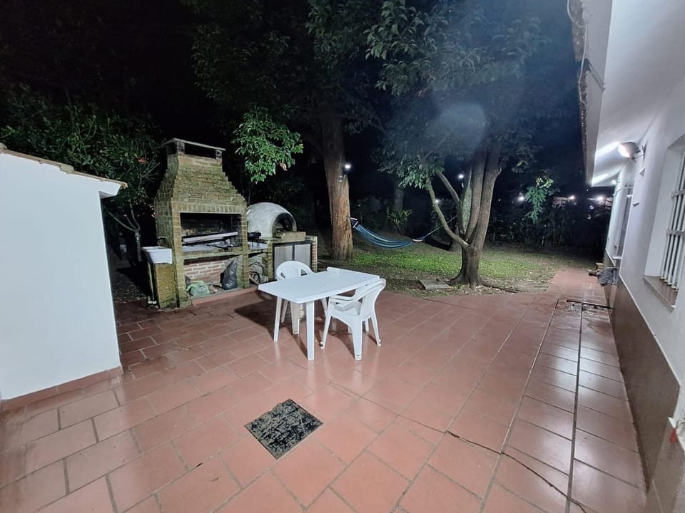 Chalet El Lugar House in Costa del Este