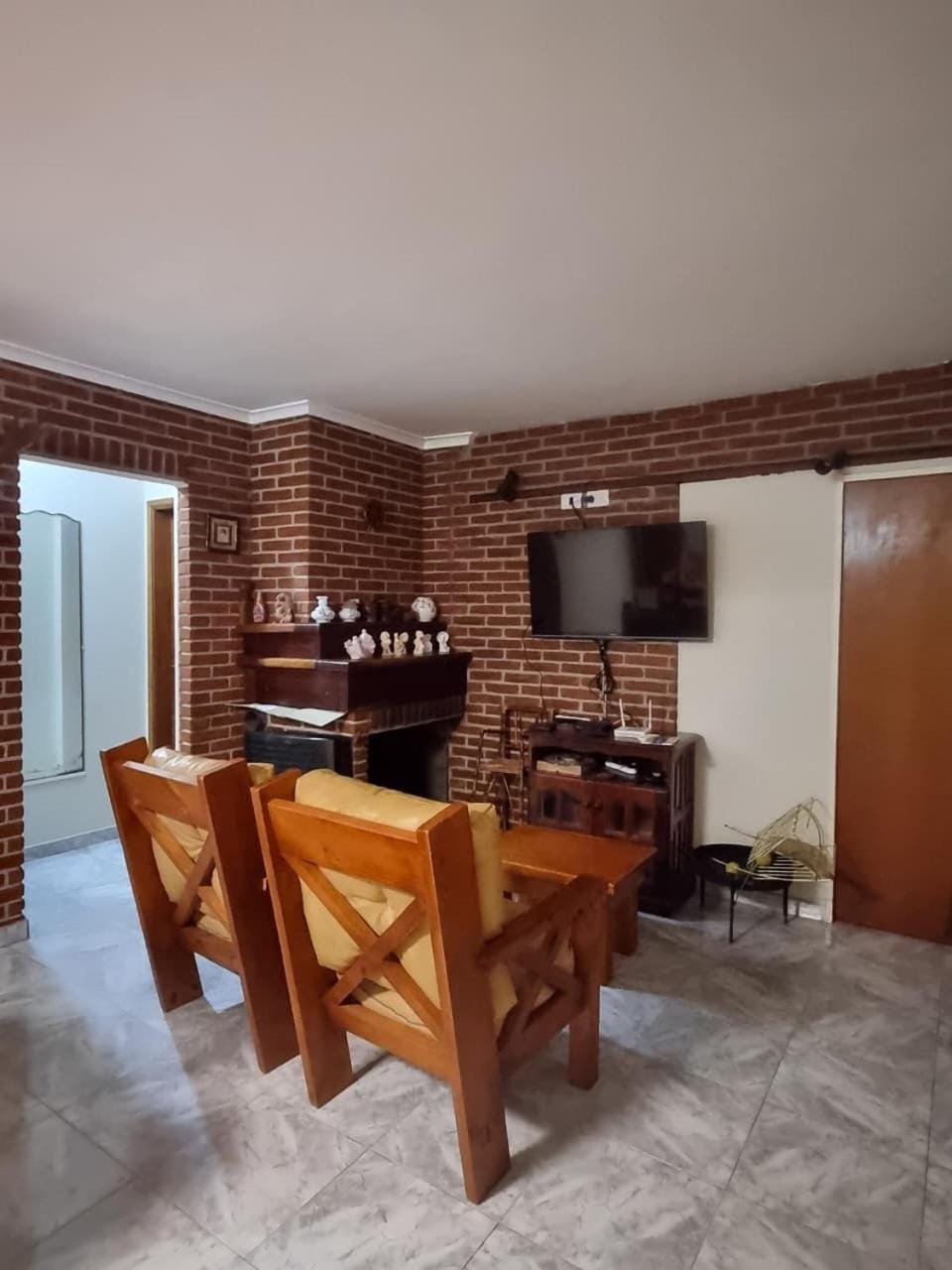 Chalet El Lugar House in Costa del Este