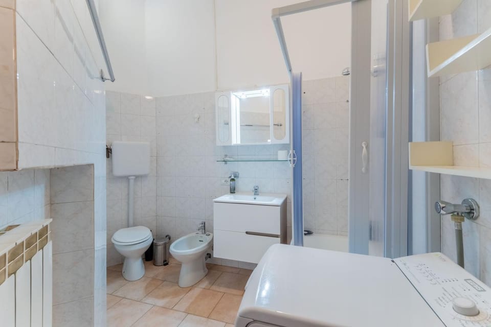 Shower, Toilet, Bathroom, Bath, bidet