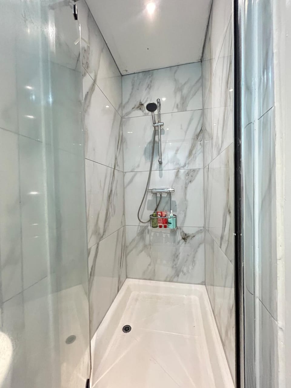 Modern Comfy 1 Bedroom Apartment in Gipsy Hill, Free Parking Apartment in London Borough of Southwark
